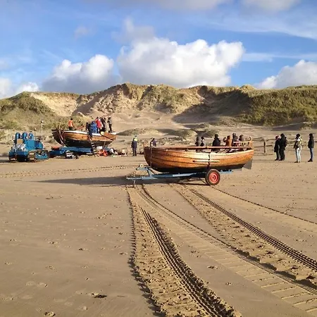 Aan Zee 3*