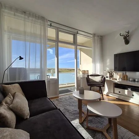 Aan Zee Aparthotel