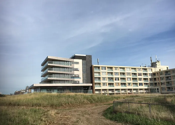 Aan Zee 아파트 *